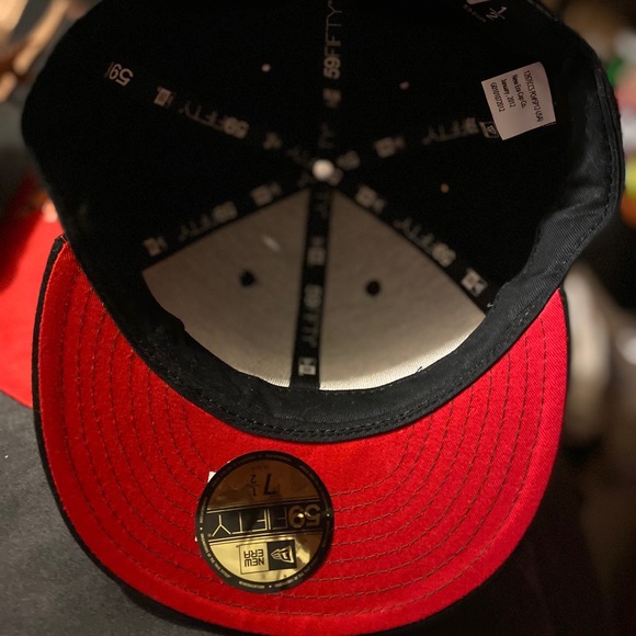 Grenade new era fitted hat - Picture 3 of 3
